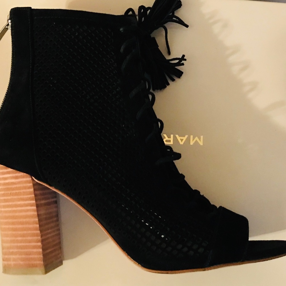 Marc Fisher Shaini lace up bootie heels sz 9.5